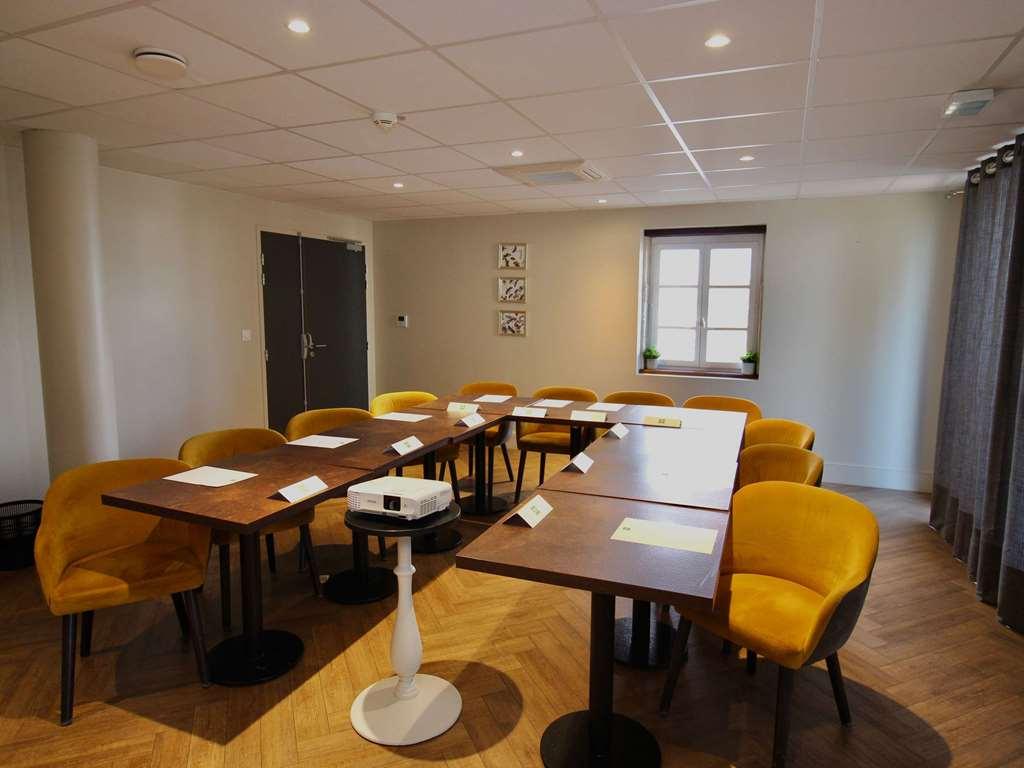 Ibis Styles Dijon Sud Domaine De Beauregard 21600 Hotel Longvic
